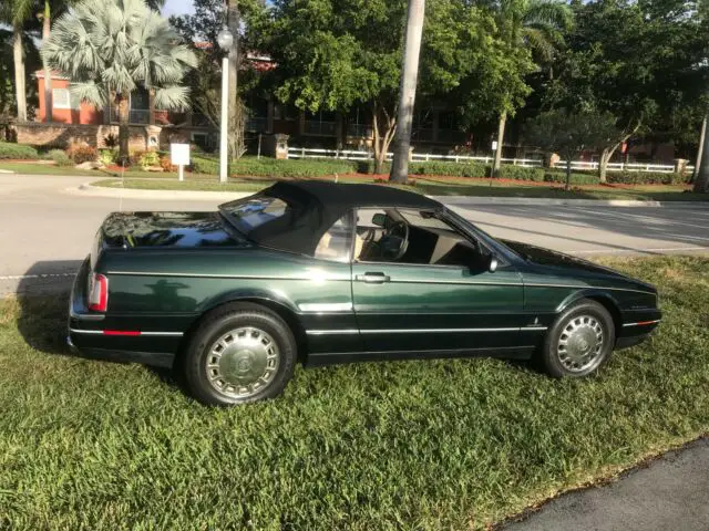 perfect car....nooooo issues.. gorgeous