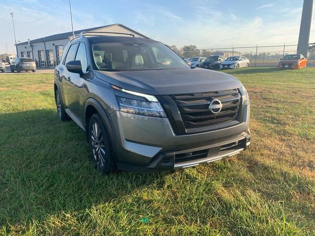 2023 nissan pathfinder sl