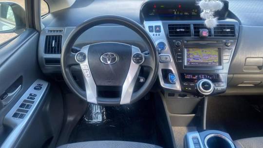 2012 Toyota Prius v (+)