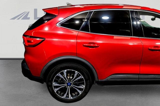 2022 ford escape se