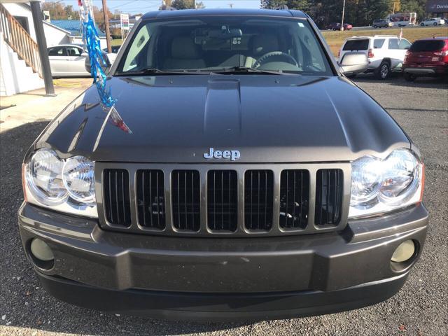2005 jeep grand cherokee laredo