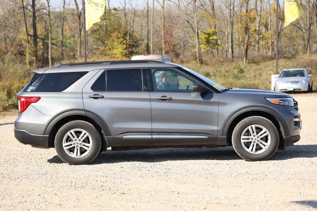 2021 ford explorer xlt