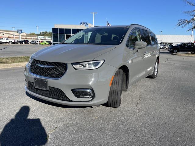 2022 chrysler pacifica touring l
