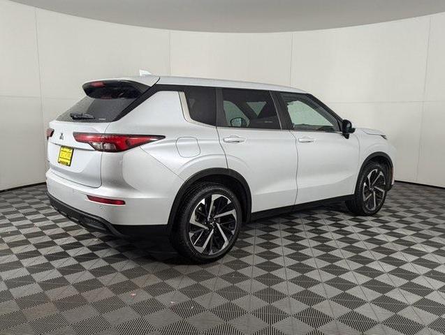 2022 mitsubishi outlander es
