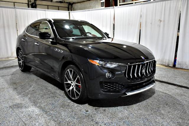 2017 maserati levante base