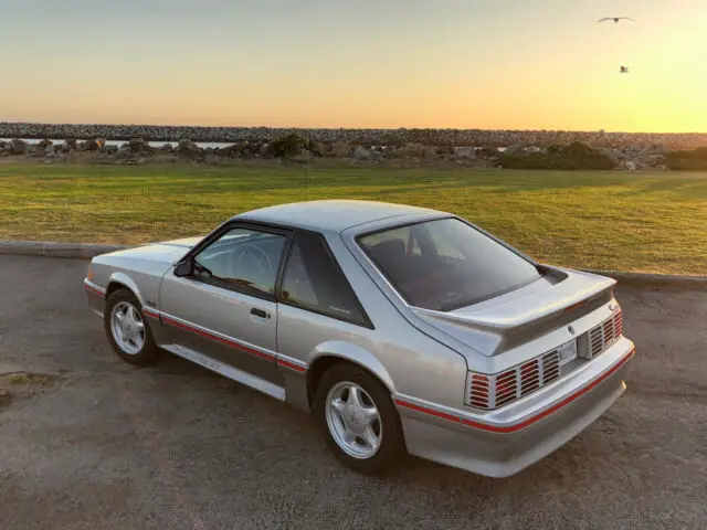 22k miles, 100% stock. rare color combo, 1 of 530 made. clean title - like new