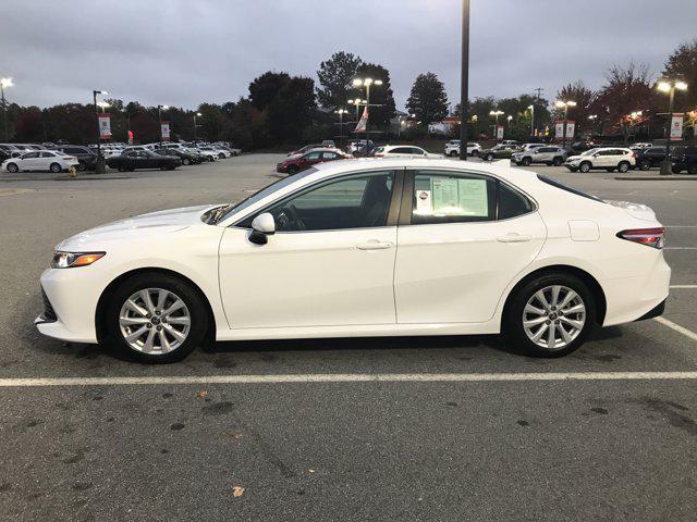 2020 toyota camry le