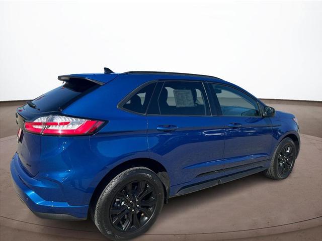 2023 ford edge se