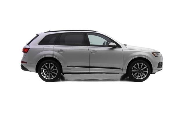 2024 audi q7 45 premium plus