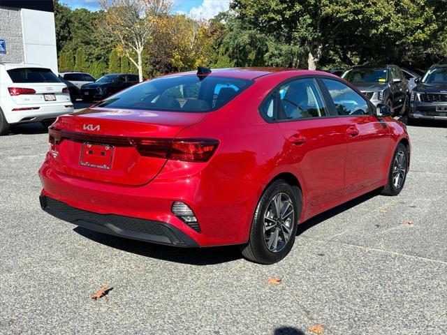 2024 kia forte lxs