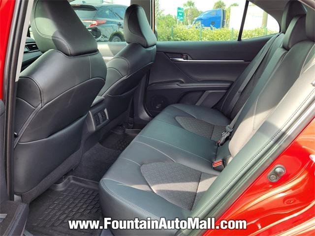 2022 toyota camry xse