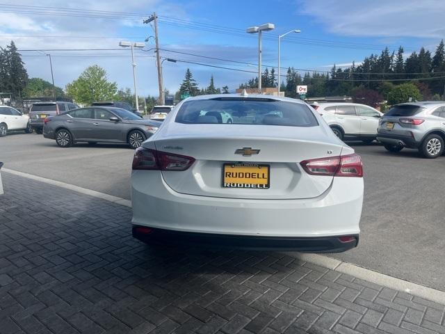 2022 chevrolet malibu lt
