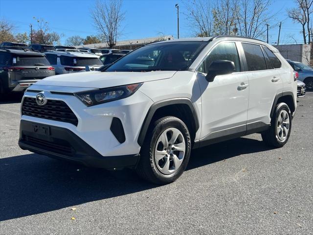 2019 toyota rav4 le
