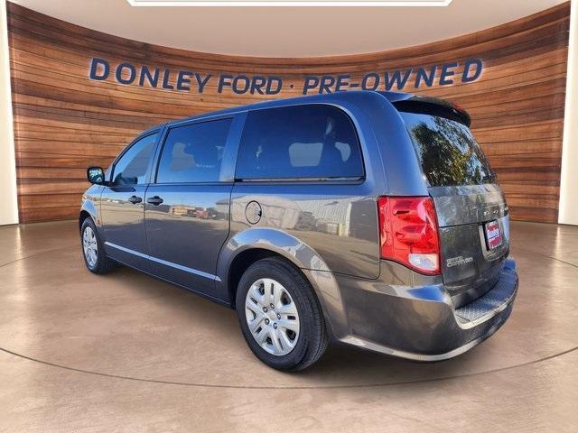 2019 dodge grand caravan se