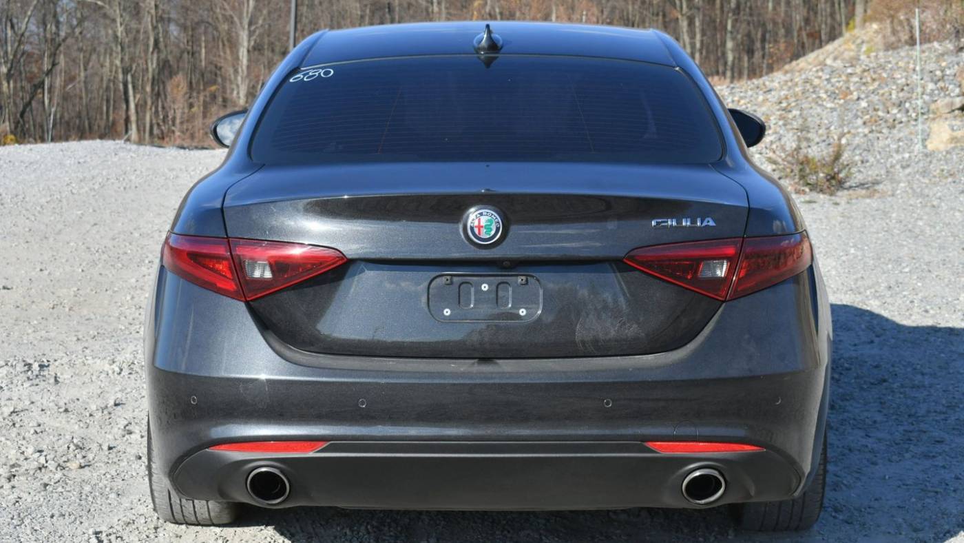 2017 alfa romeo giulia ti