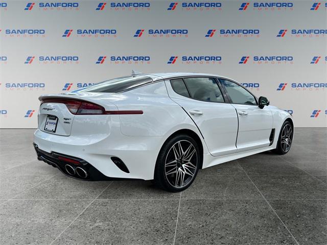 2022 kia stinger gt2