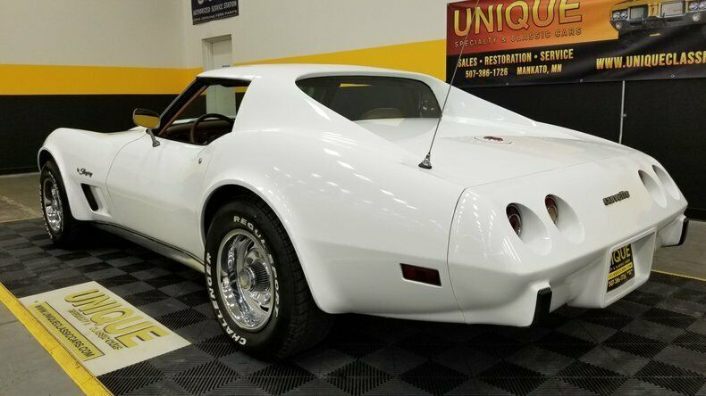 1976 chevrolet corvette coupe! nice driver! trades?