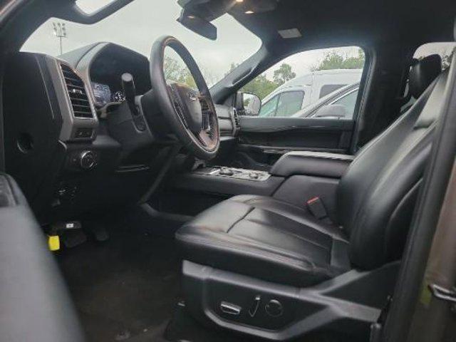 2019 ford expedition max xlt