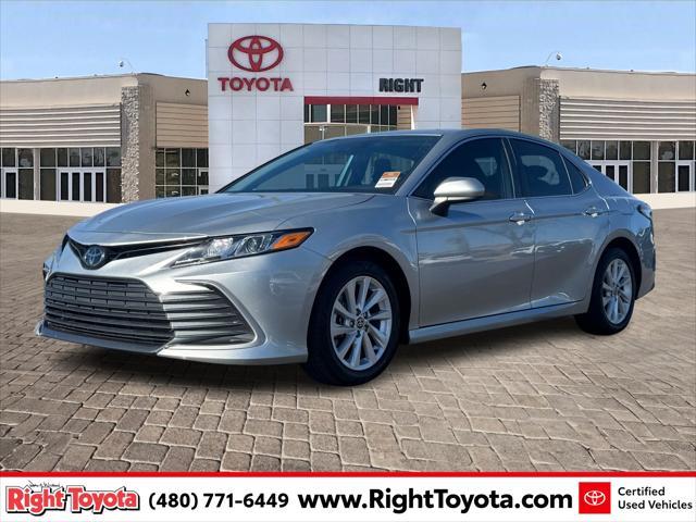 2023 toyota camry le