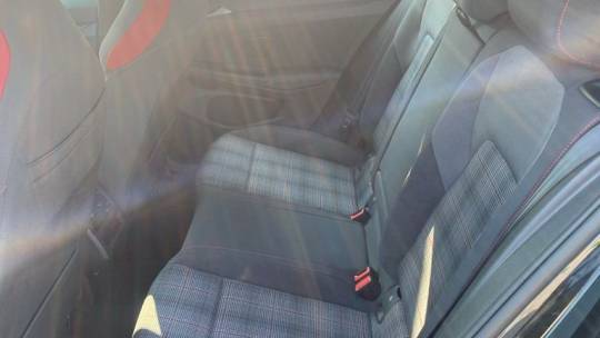 2024 volkswagen golf gti se