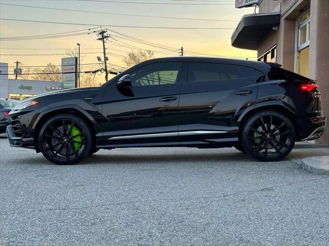 2020 lamborghini urus base awd 4dr suv