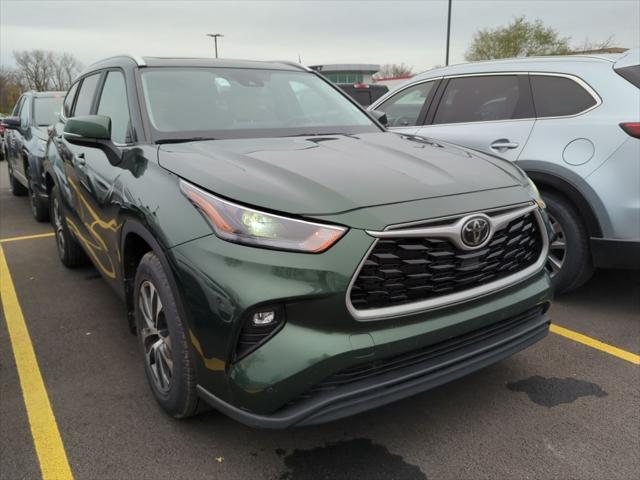 2023 toyota highlander xle