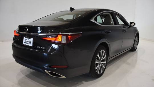 2019 Lexus ES