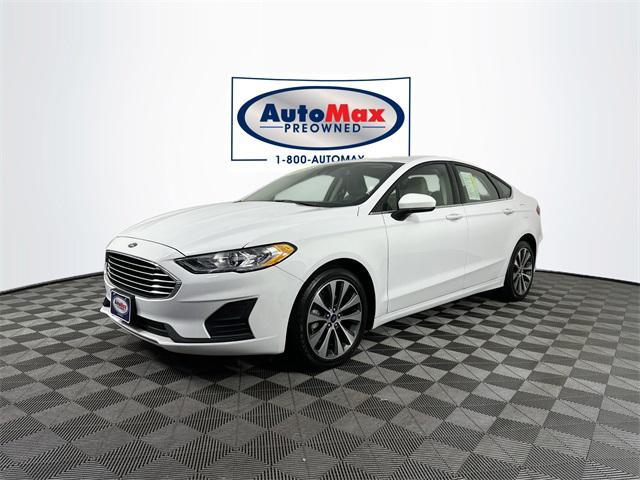 2020 ford fusion se