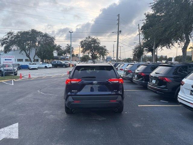 2023 toyota rav4 xle