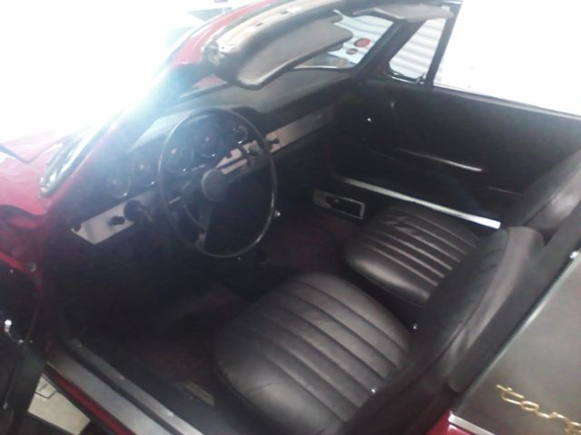 1967 porsche 911 base coupe 2-door 2.0l