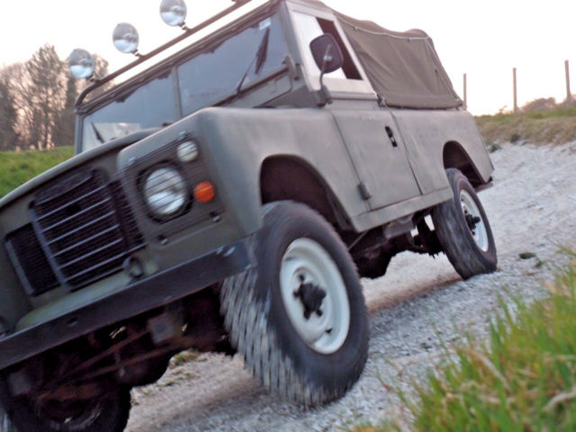 1982 miltary land rover lhd