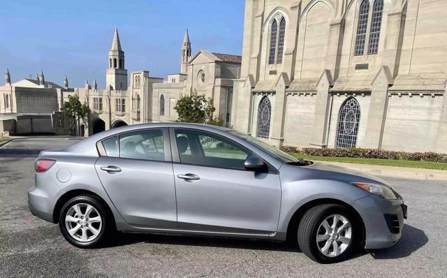 2010 mazda mazda3 i touring