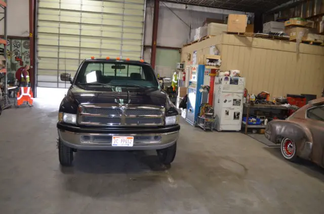 1994 dodge ram 3500 slt laramie standard cab 4x4 pickup 2-door 5.9l low miles