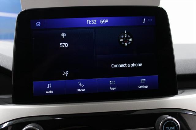 2021 ford escape se