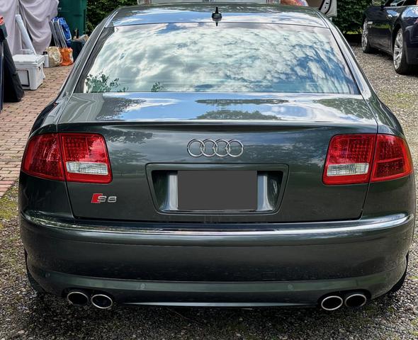 2007 audi s8 5.2
