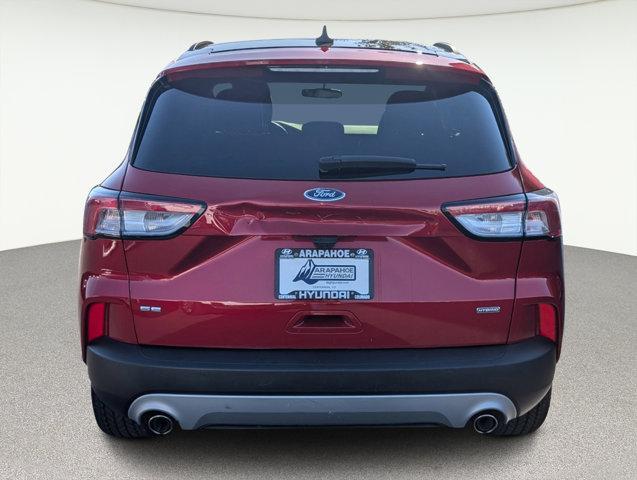 2020 ford escape se