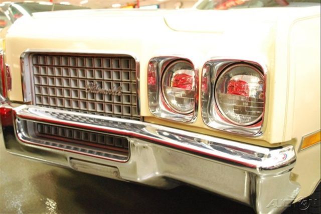 1970 olds 98 yellow 455 rocket 3-speed turbo-hydramatic 400 auto trans ac pb