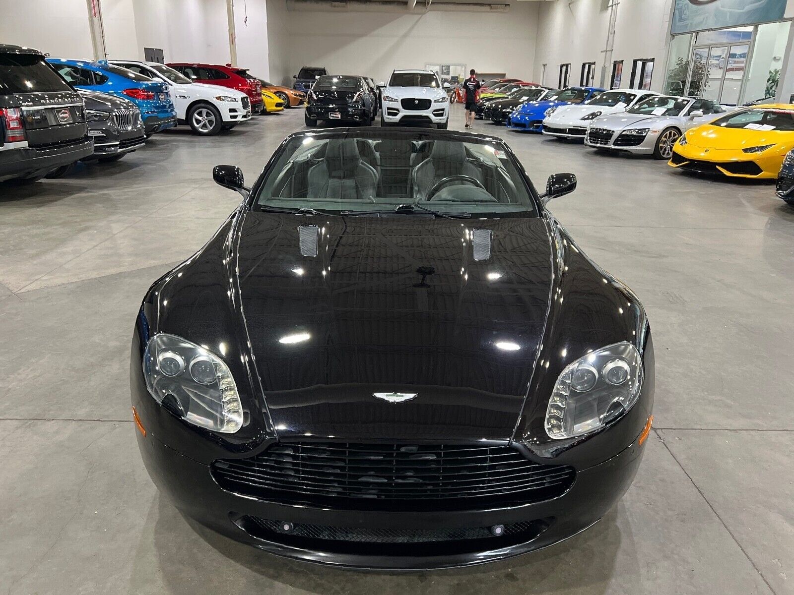 2009 aston martin vantage convertible $154k msrp