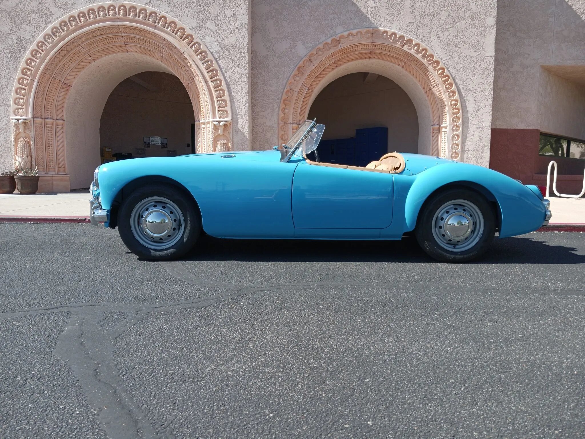 mg mga