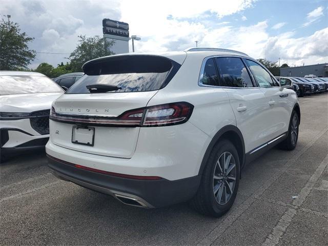 2021 lincoln nautilus standard