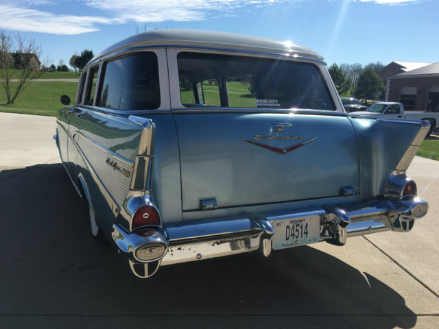 1957 chevy townsman wagon