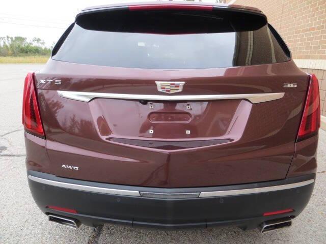 2023 cadillac xt5 premium luxury