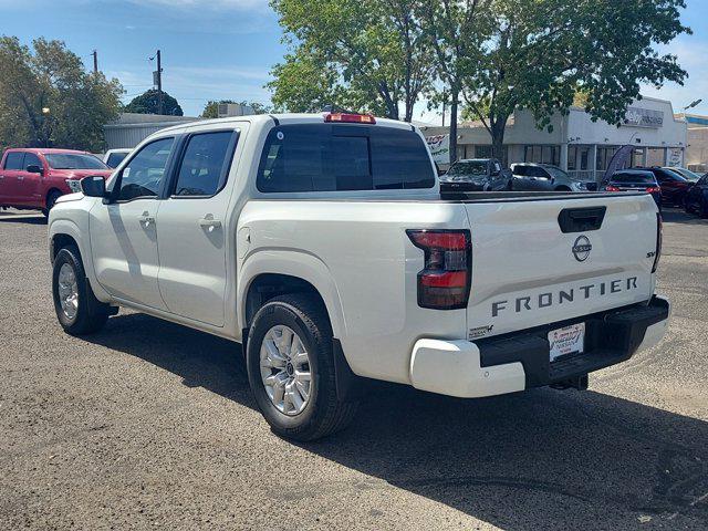 2023 nissan frontier sv