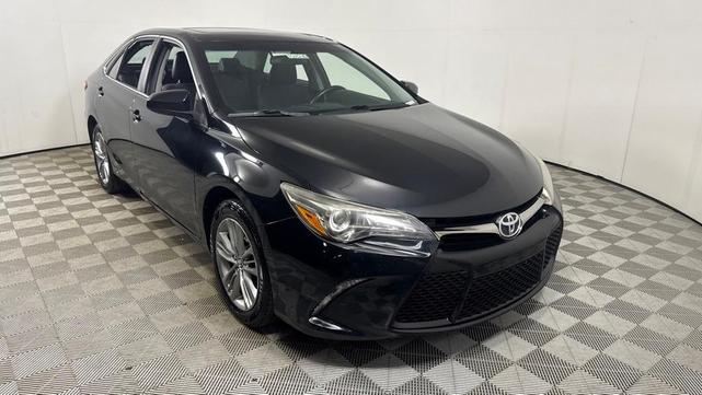 2016 toyota camry se
