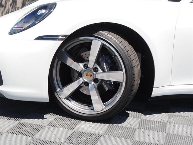 2024 porsche 911 carrera t