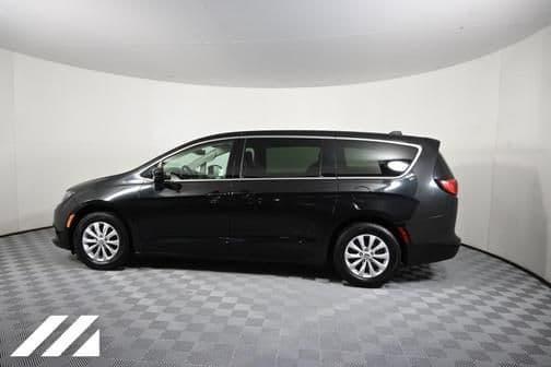 2017 chrysler pacifica touring in forest lake, minnesota