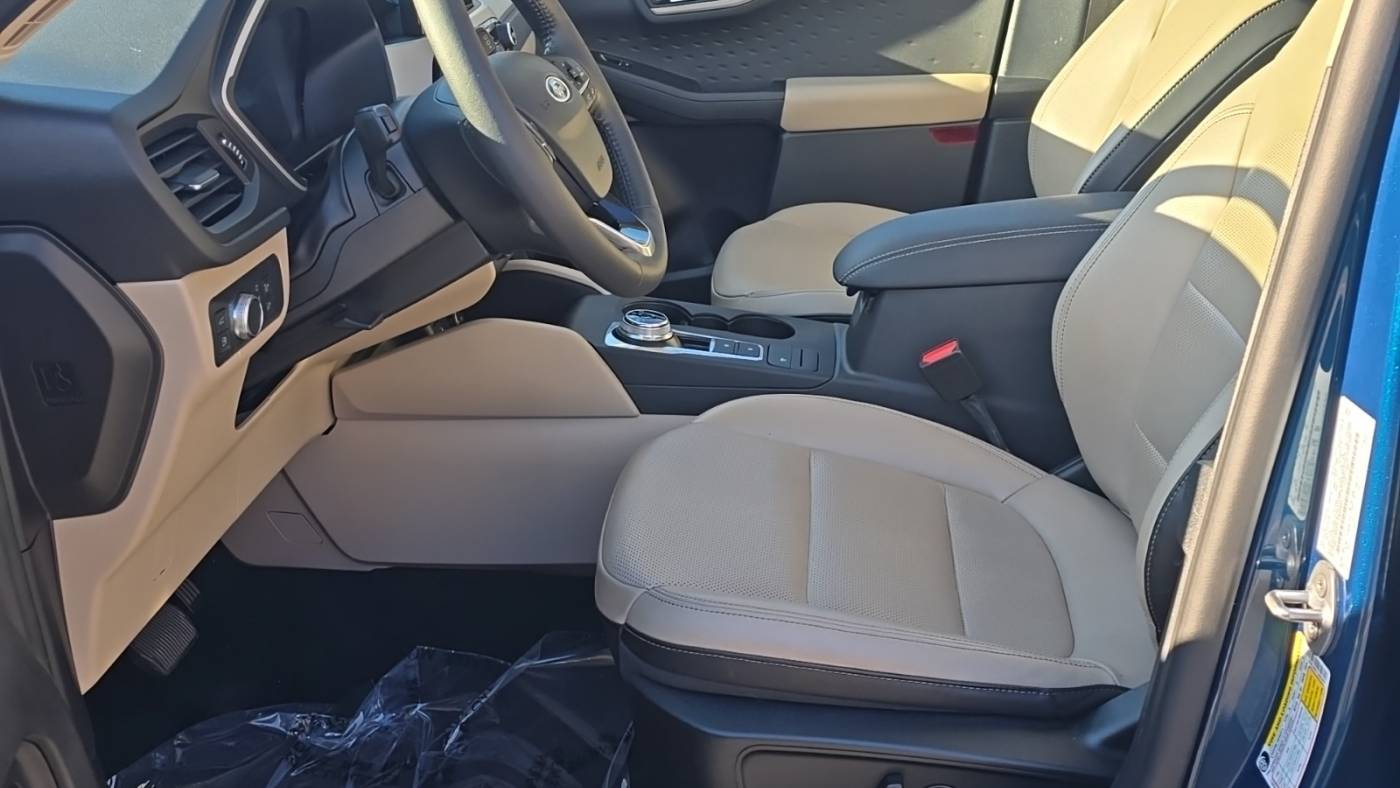 2020 ford escape hybrid se sport