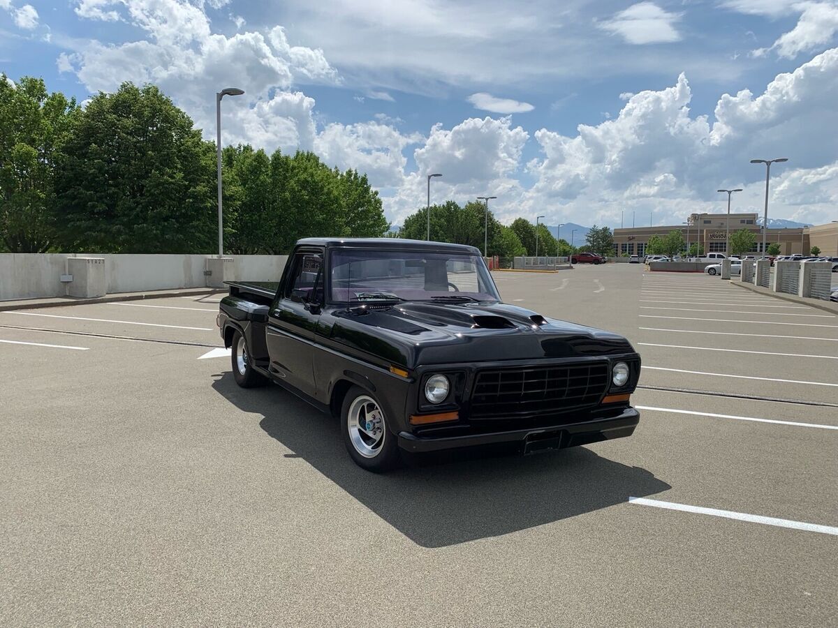 1978 ford f100 black rwd automatic step side
