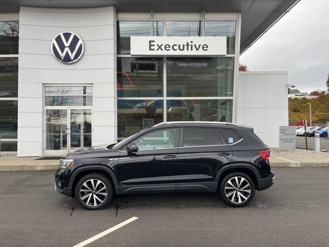 2022 volkswagen taos 1.5t se