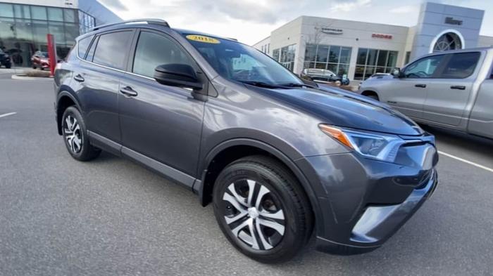 2018 toyota rav4 in sanford, maine